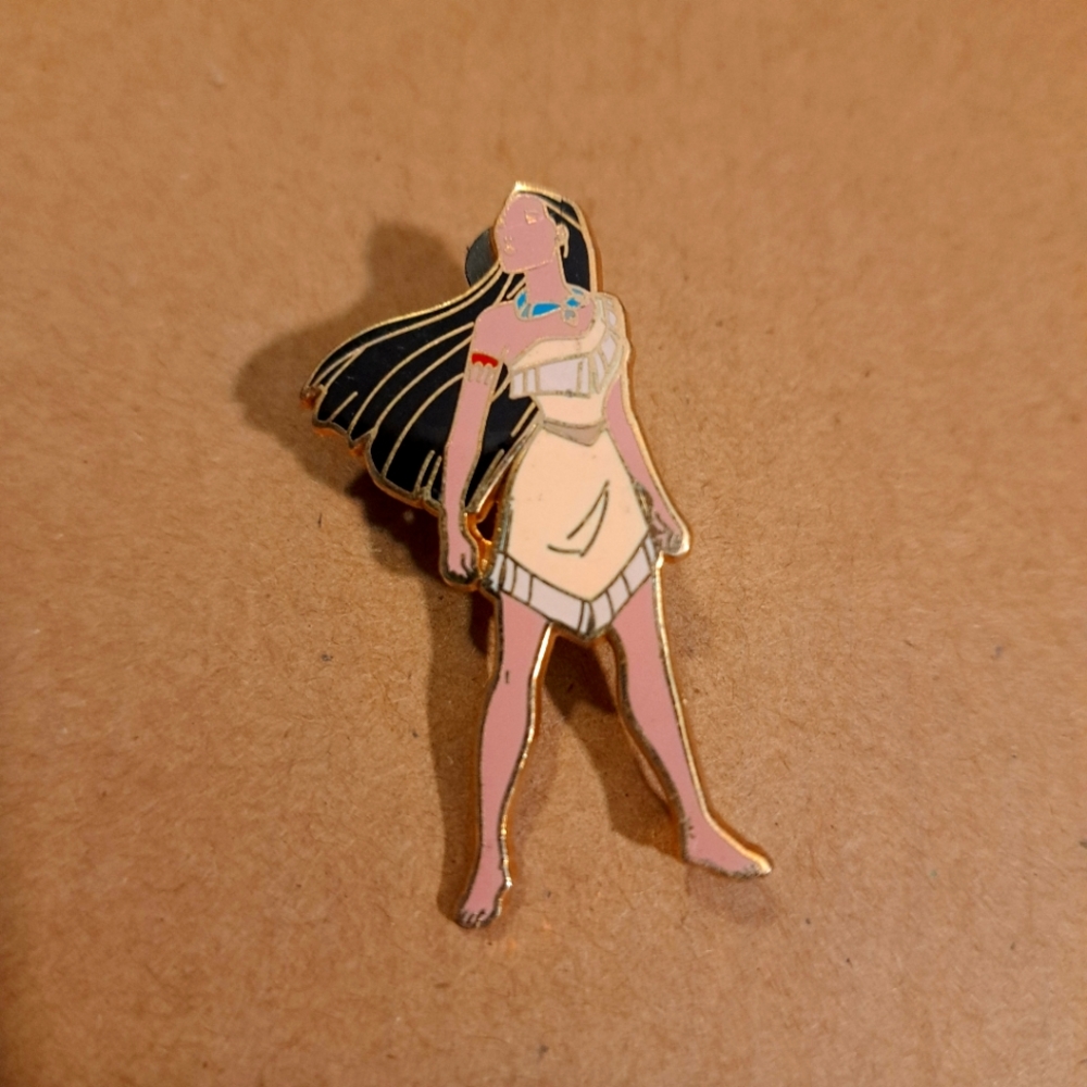 Pocahontas Disney pin.
